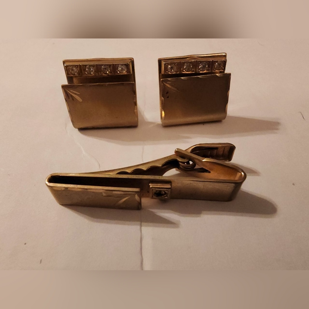 1970s square and rectangle vintage tie clip and cufflinks with rhinestones